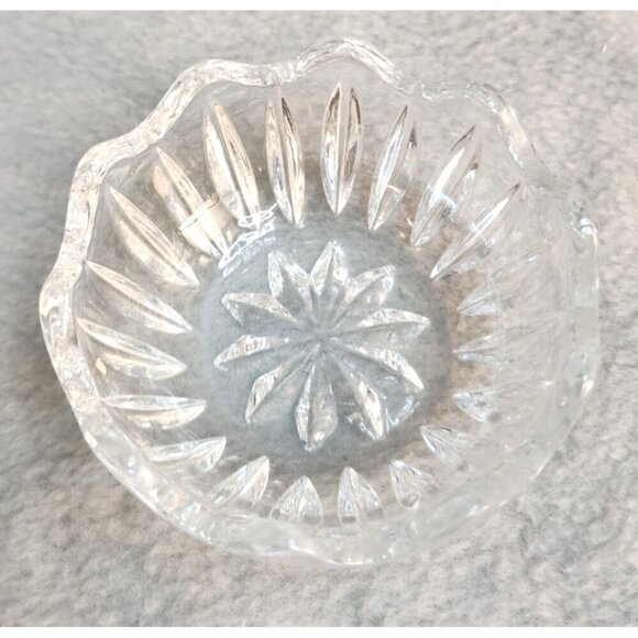 Glass Bowls Set Of 2 Decorative Serving Dishes Elegant Design Home Decor Collec - Picture 10 of 12